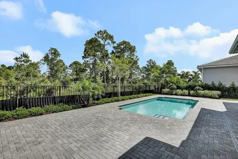 10104 Timber Creek Way Palm Beach Gardens FL 33412