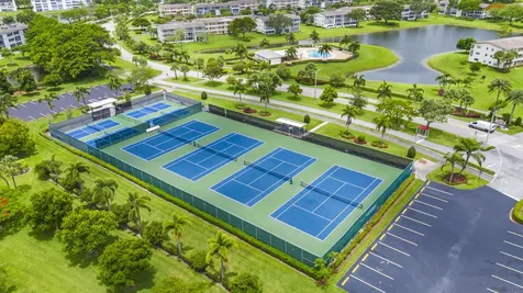 4054 Newcastle C Boca Raton FL 33434