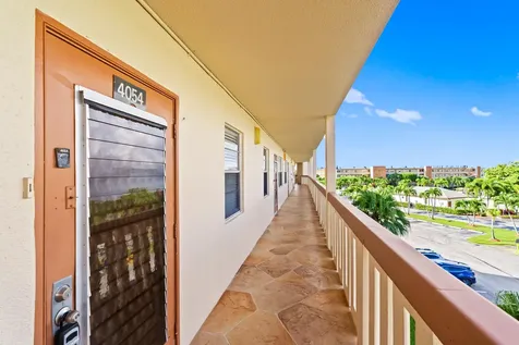 4054 Newcastle C Boca Raton FL 33434