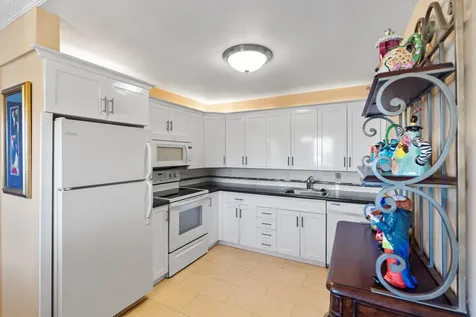 4054 Newcastle C Boca Raton FL 33434