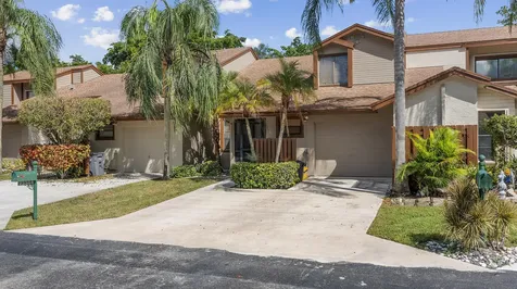 22384 Thousand Pines Lane Boca Raton FL 33428