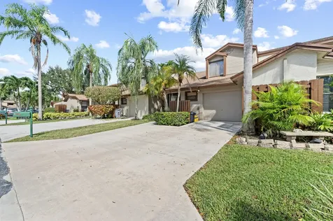 22384 Thousand Pines Lane Boca Raton FL 33428