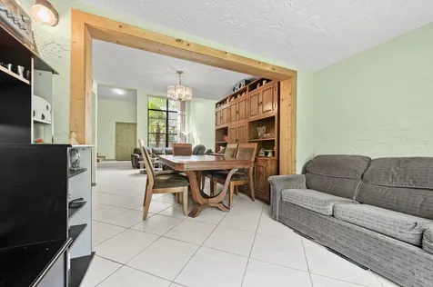 22384 Thousand Pines Lane Boca Raton FL 33428