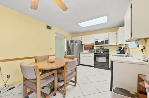 22384 Thousand Pines Lane Boca Raton FL 33428