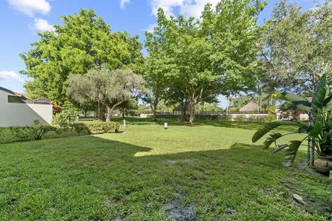 22384 Thousand Pines Lane Boca Raton FL 33428