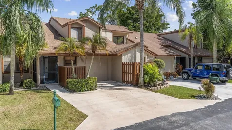 22384 Thousand Pines Lane Boca Raton FL 33428