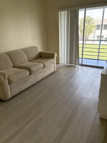 168 Salisbury G West Palm Beach FL 33417