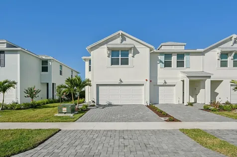 575 Salisbury Circle Fort Pierce FL 34982