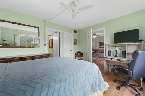 3075 Gardens East Drive Palm Beach Gardens FL 33410