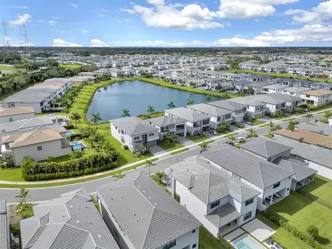 8125 Crystal Downs Avenue Boca Raton FL 33434