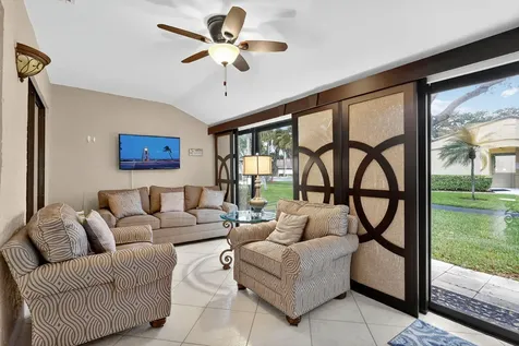 541 Shady Pine Way Greenacres FL 33415