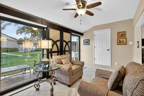 541 Shady Pine Way Greenacres FL 33415