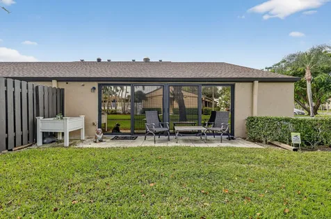 541 Shady Pine Way Greenacres FL 33415