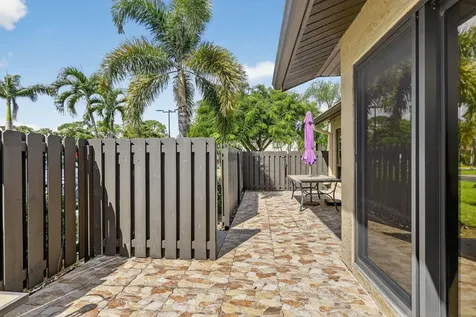 541 Shady Pine Way Greenacres FL 33415
