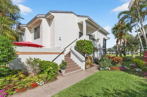 15980 Loch Katrine Trail Delray Beach FL 33446