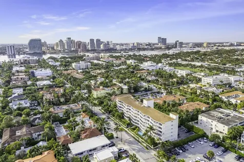 227 Australian Avenue Palm Beach FL 33480