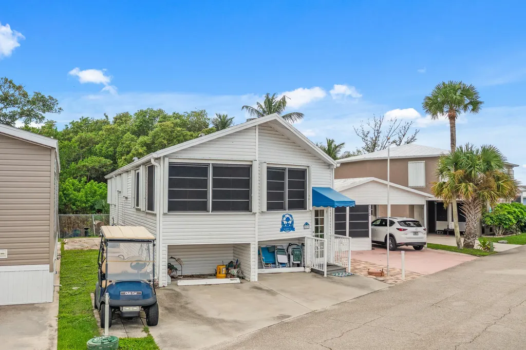 2013 Nettles Boulevard Jensen Beach FL 34957