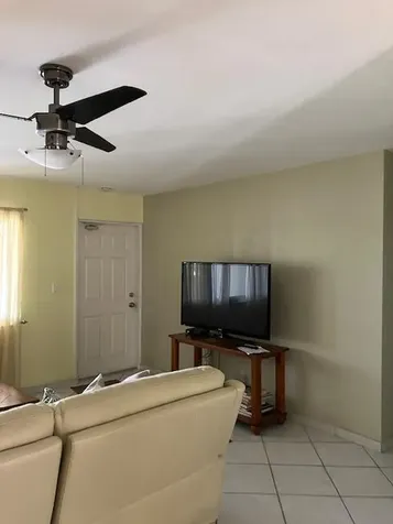 1199 Hillsboro Mile Hillsboro Beach FL 33062