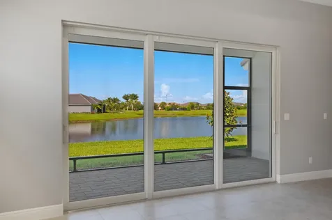 12446 Sw Sunrise Lake Terrace Port Saint Lucie FL 34987
