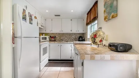 239 Windsor K West Palm Beach FL 33417