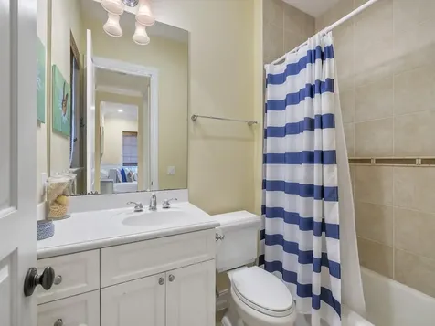 6585 Martinique Way Vero Beach FL 32967