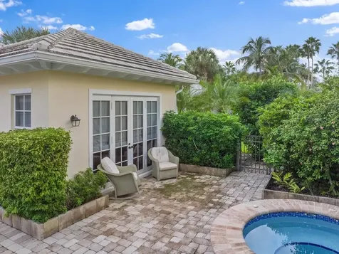 6585 Martinique Way Vero Beach FL 32967