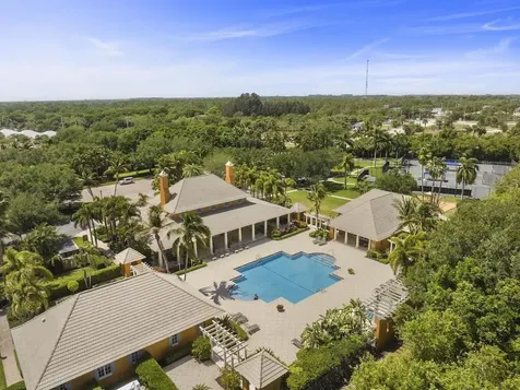 6585 Martinique Way Vero Beach FL 32967