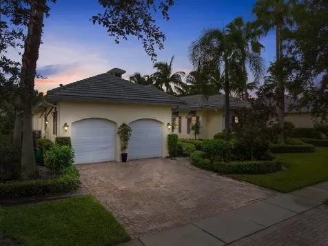 6585 Martinique Way Vero Beach FL 32967