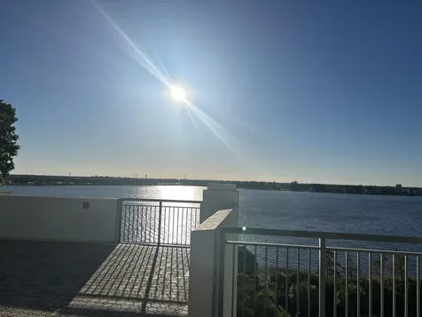 300 S Australian Avenue West Palm Beach FL 33401