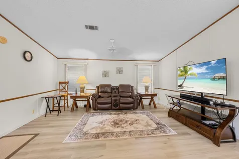 8199 Se Eagle Avenue Hobe Sound FL 33455