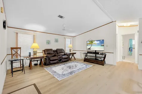 8199 Se Eagle Avenue Hobe Sound FL 33455
