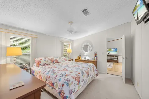 8199 Se Eagle Avenue Hobe Sound FL 33455