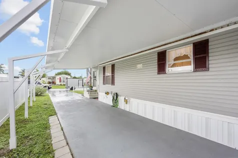 8199 Se Eagle Avenue Hobe Sound FL 33455