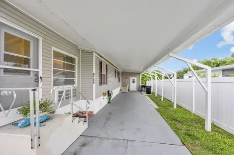 8199 Se Eagle Avenue Hobe Sound FL 33455