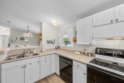8199 Se Eagle Avenue Hobe Sound FL 33455