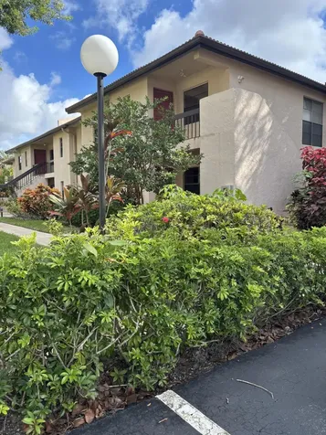 9266 Vista Del Lago Boca Raton FL 33428