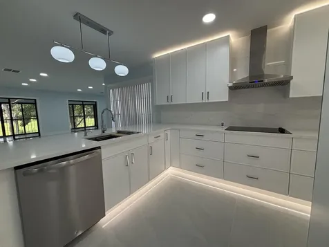 9266 Vista Del Lago Boca Raton FL 33428