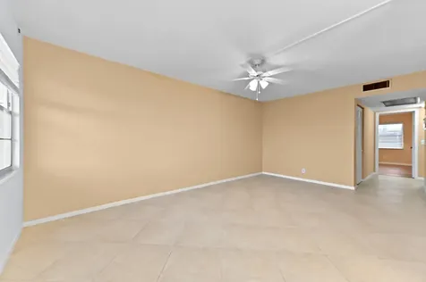 3046 Newcastle C Boca Raton FL 33434