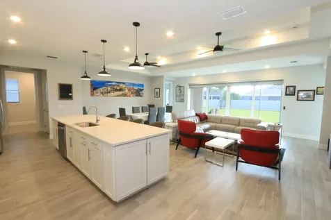13163 Sw Smalt Lane Port Saint Lucie FL 34987