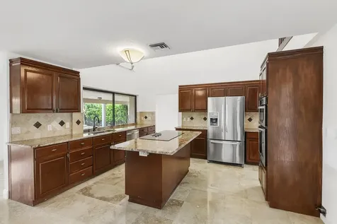 2022 Sunderland Avenue Wellington FL 33414