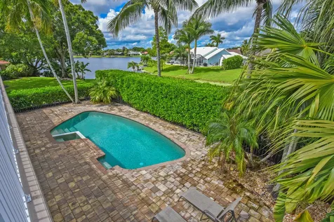 2022 Sunderland Avenue Wellington FL 33414