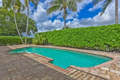 2022 Sunderland Avenue Wellington FL 33414
