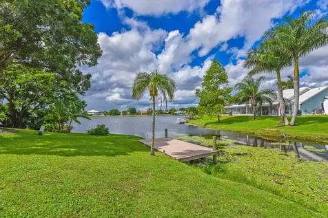 2022 Sunderland Avenue Wellington FL 33414
