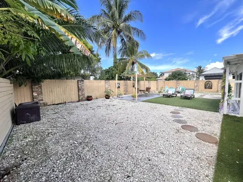 902 S Swinton Avenue Delray Beach FL 33444