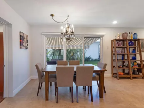 2208 Sw 19th Avenue Boynton Beach FL 33426