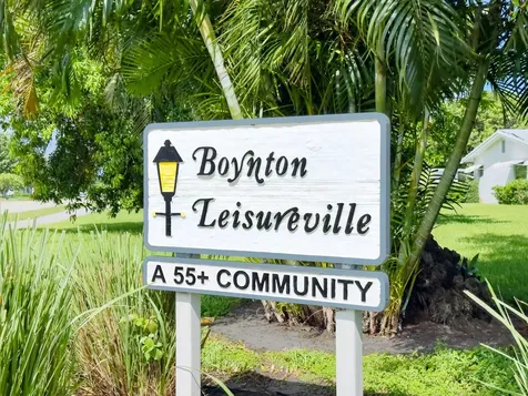 2208 Sw 19th Avenue Boynton Beach FL 33426