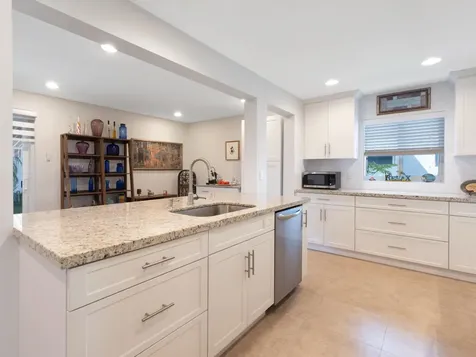 2208 Sw 19th Avenue Boynton Beach FL 33426