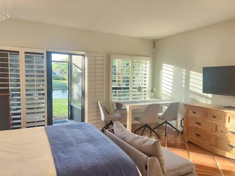 11863 Wimbledon Circle Wellington FL 33414