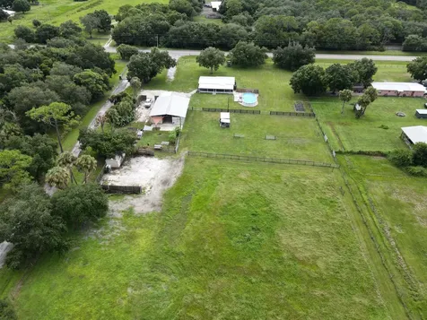 4851 Se 128th Avenue Okeechobee FL 34974