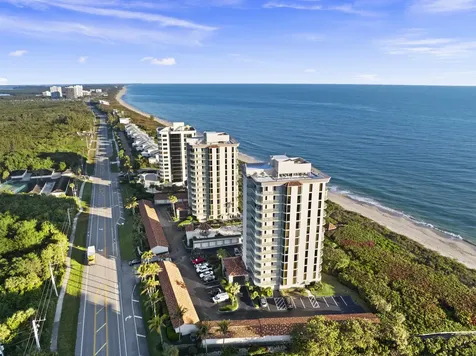 4330 N A1a Hutchinson Island FL 34949